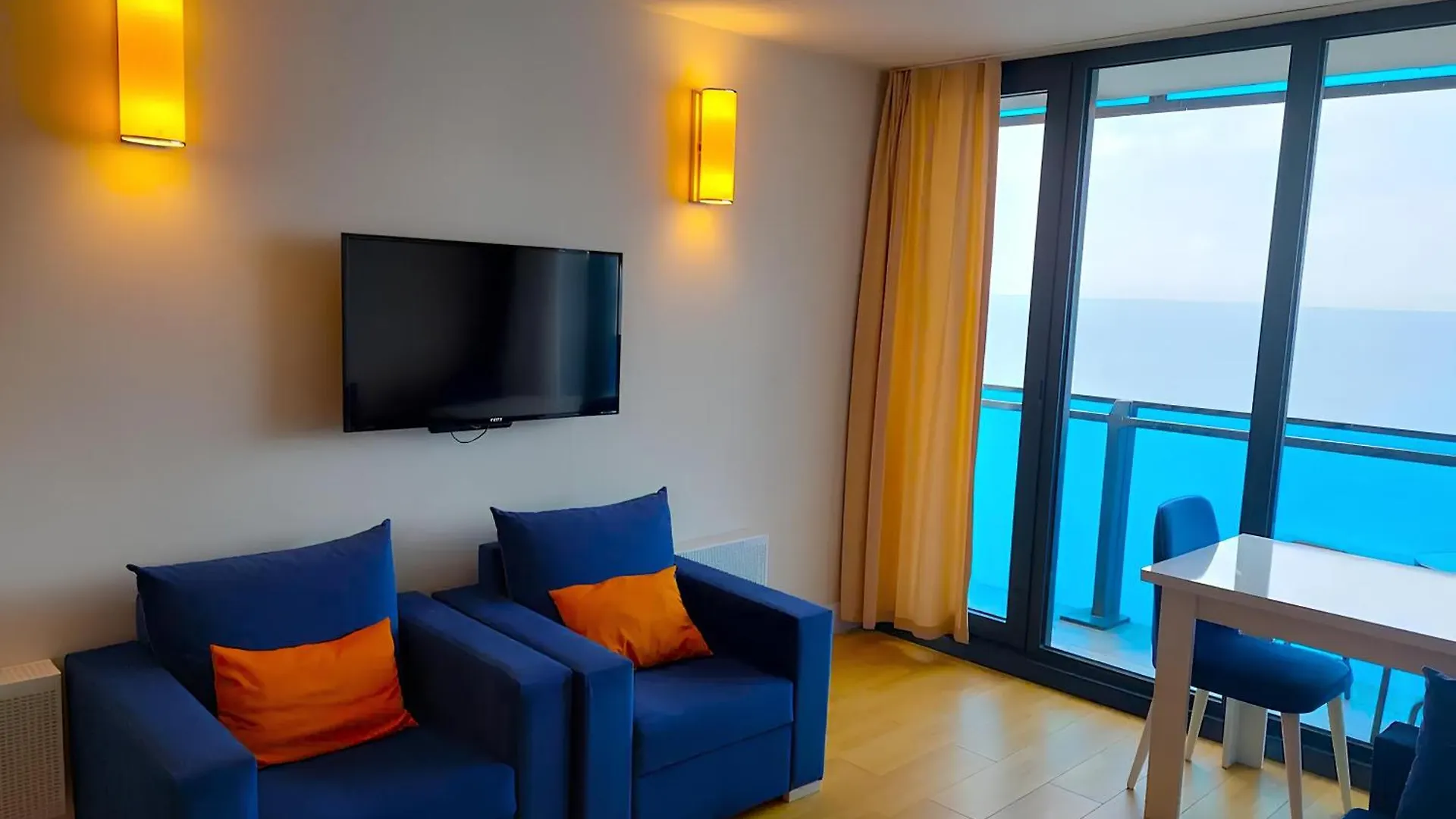 Batumi Orbi Aparthotel Sea Wiew