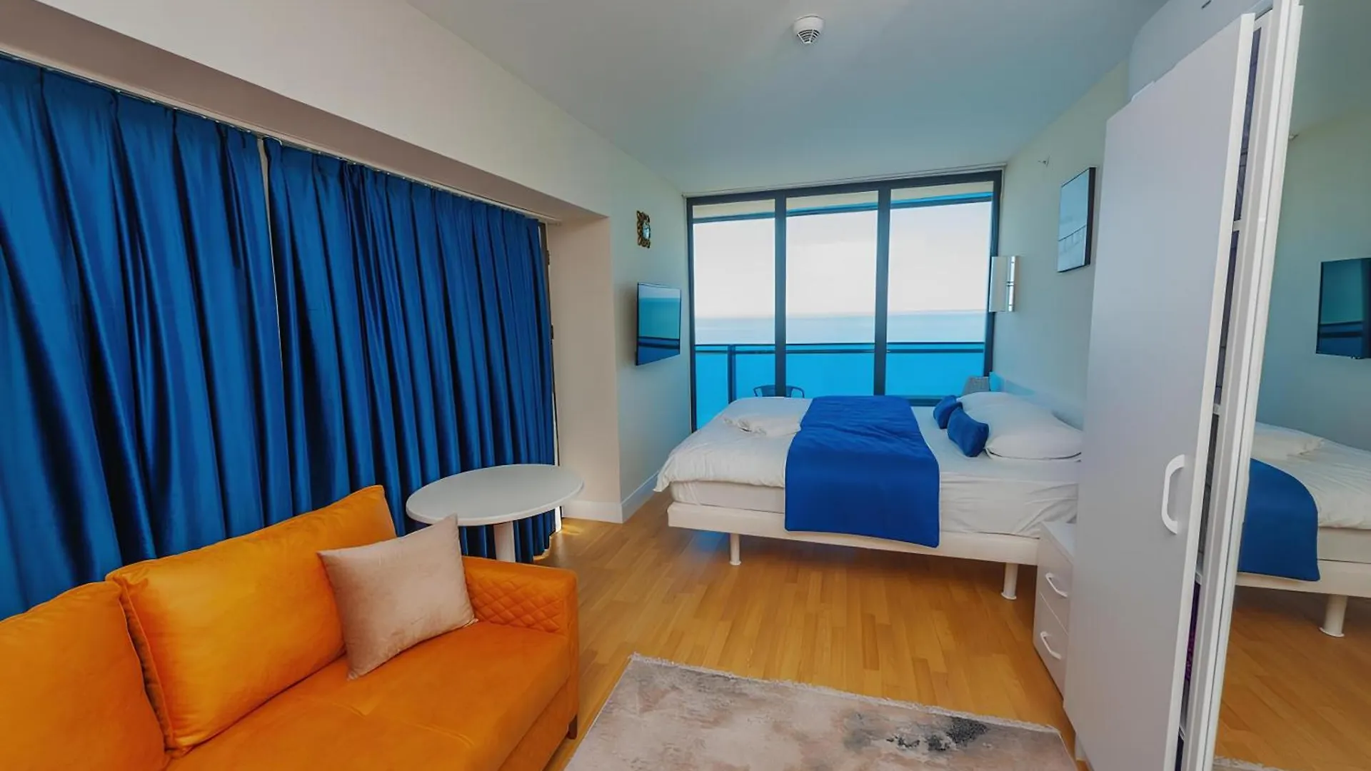 Batumi Orbi Aparthotel Sea Wiew