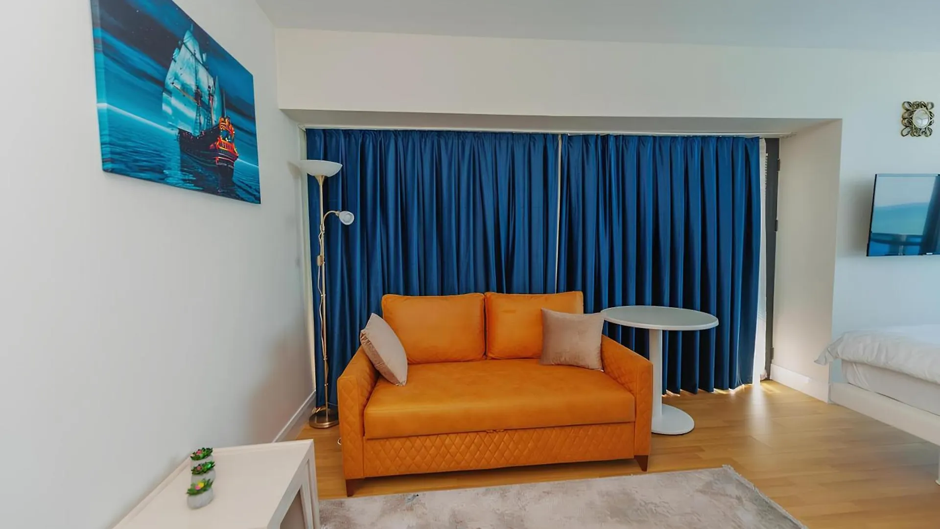 Batumi Orbi Aparthotel Sea Wiew 0*,