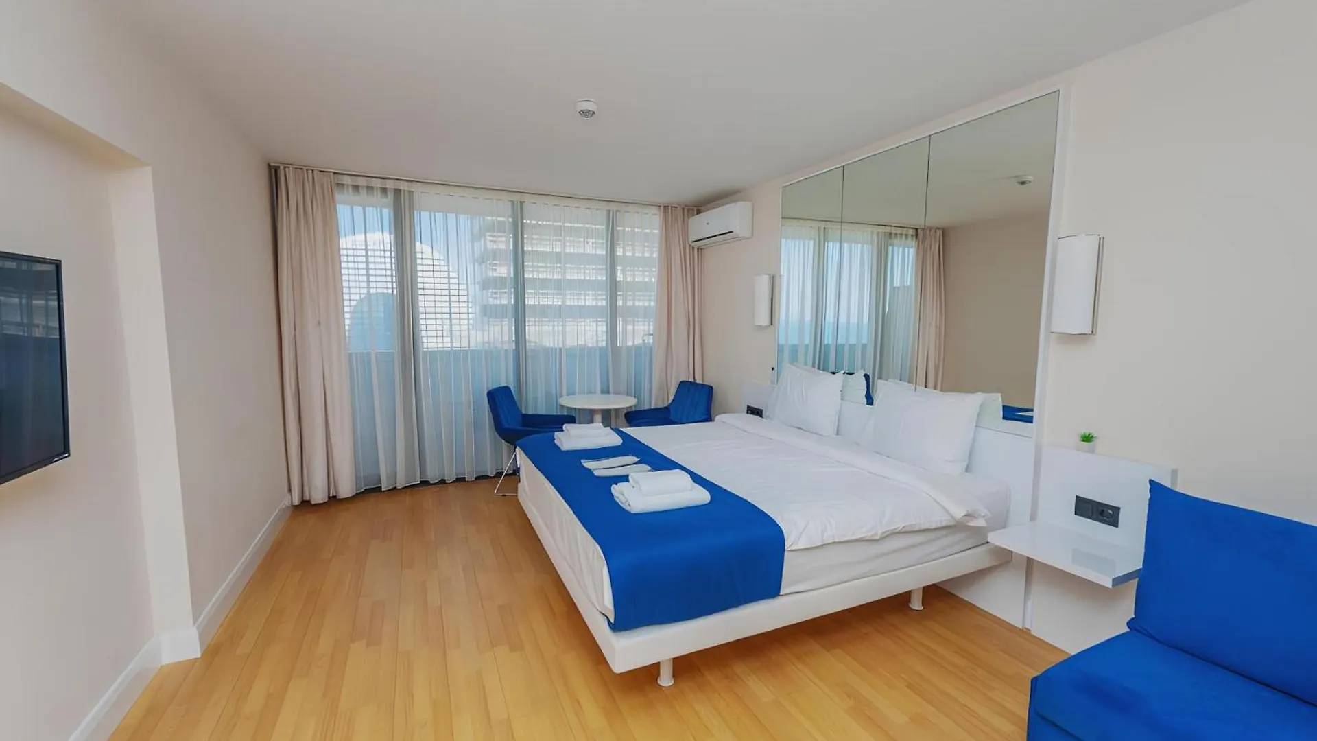 Batumi Orbi Aparthotel Sea Wiew 0*,  Georgia