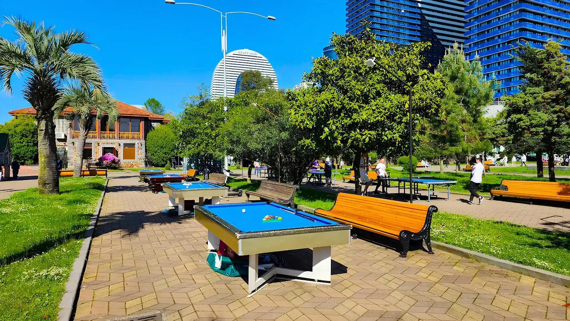 Batumi Orbi Aparthotel Sea Wiew شقة