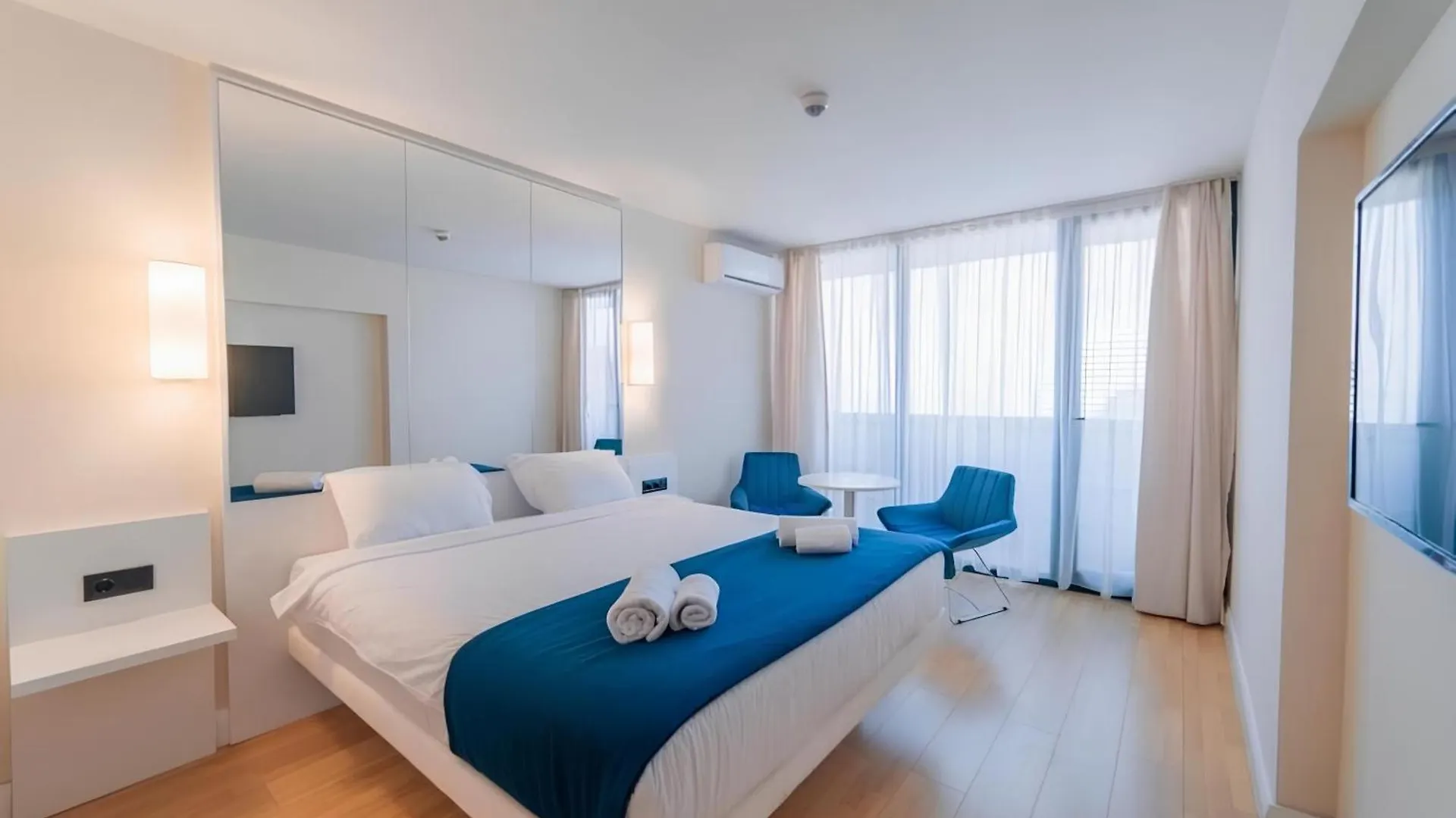 Batumi Orbi Aparthotel Sea Wiew 0*,